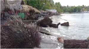 Comerciantes denuncian erosión desaparecerá balneario en San Cristóbal