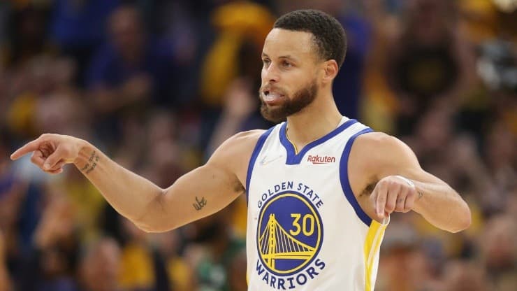 Curry pide a los Warriors que "engañen su mente" para ganar la final 2022