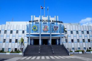 Policía frustra intenciones de hombre intentó retirar millones de pesos haciéndose pasar por pelotero Edison Vólquez