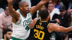 Árbitros NBA se equivocaron en contra de Curry y Warriors: Holford favorecido