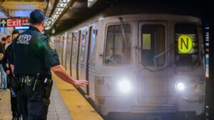 La víctima del accidente en el metro de Nueva York murió este jueves