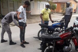 Policía Nacional ocupa armas, drogas y dinero durante operativos en Azua
