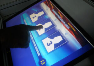 Denuncian voto de cuatro legisladores ecuatorianos por manipulación en votación electrónica