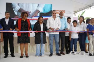 Abinader entregó una nueva escuela en sabana perdida, Santo Domingo Norte