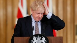 Boris Johnson habría aceptado dimitir tras renuncias de sus ministros