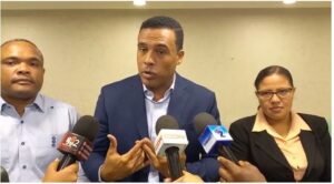 Dirigente de Fuerza del Pueblo afirma San Cristóbal sufre crisis sanitaria por basura